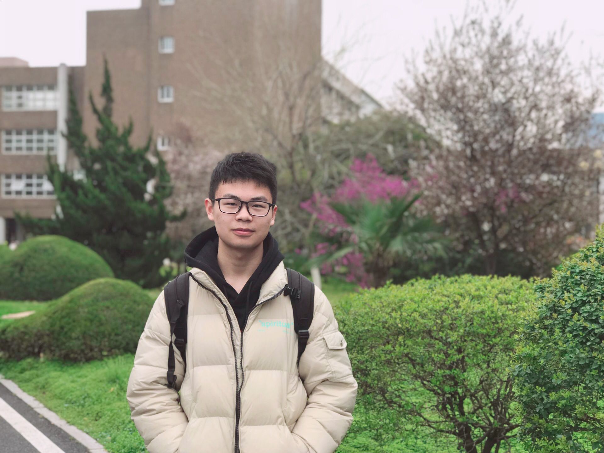 Zihan Dong